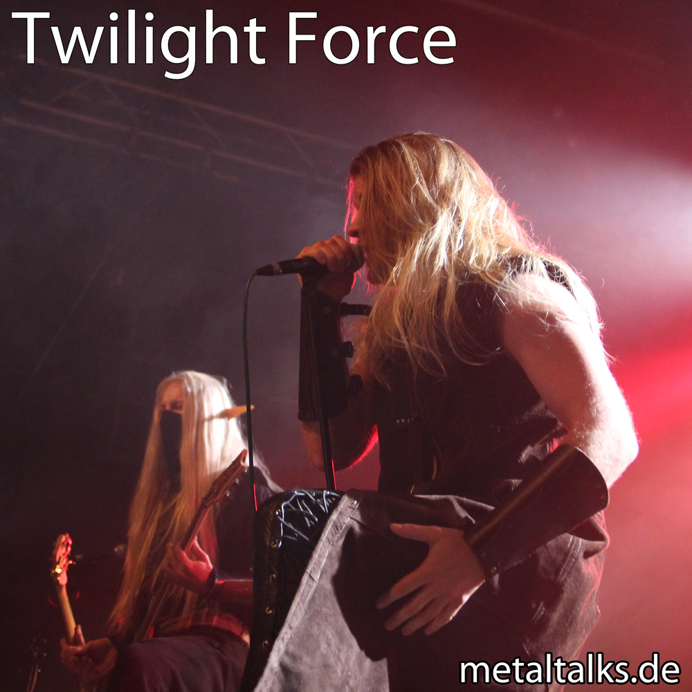 TWILIGHT FORCE während Konzerts 2015 in Berlin 